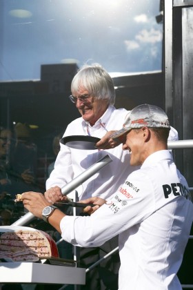 426758531-28111292012