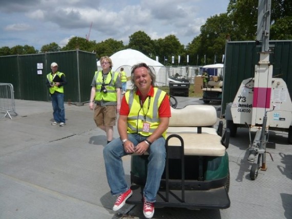 13849_1255349662865_4282710_n