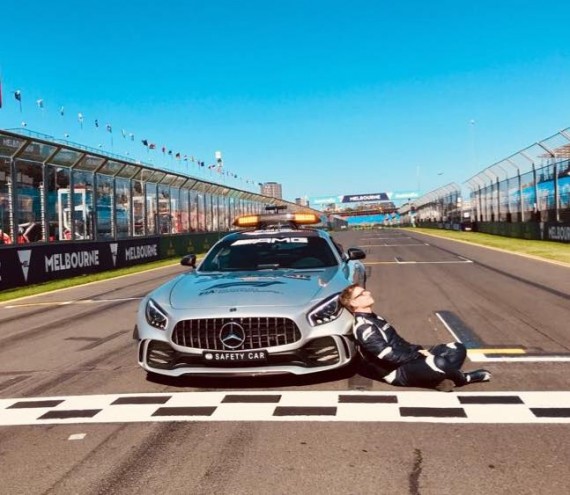 29432592_1890086354358838_250510074982694912_n